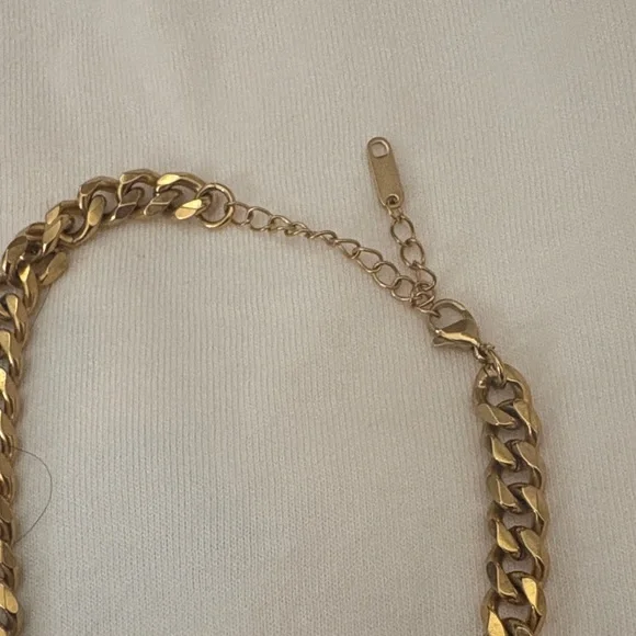 Gold Chain Necklace with H Pendant 16 in with extender - Picture 3 of 3
